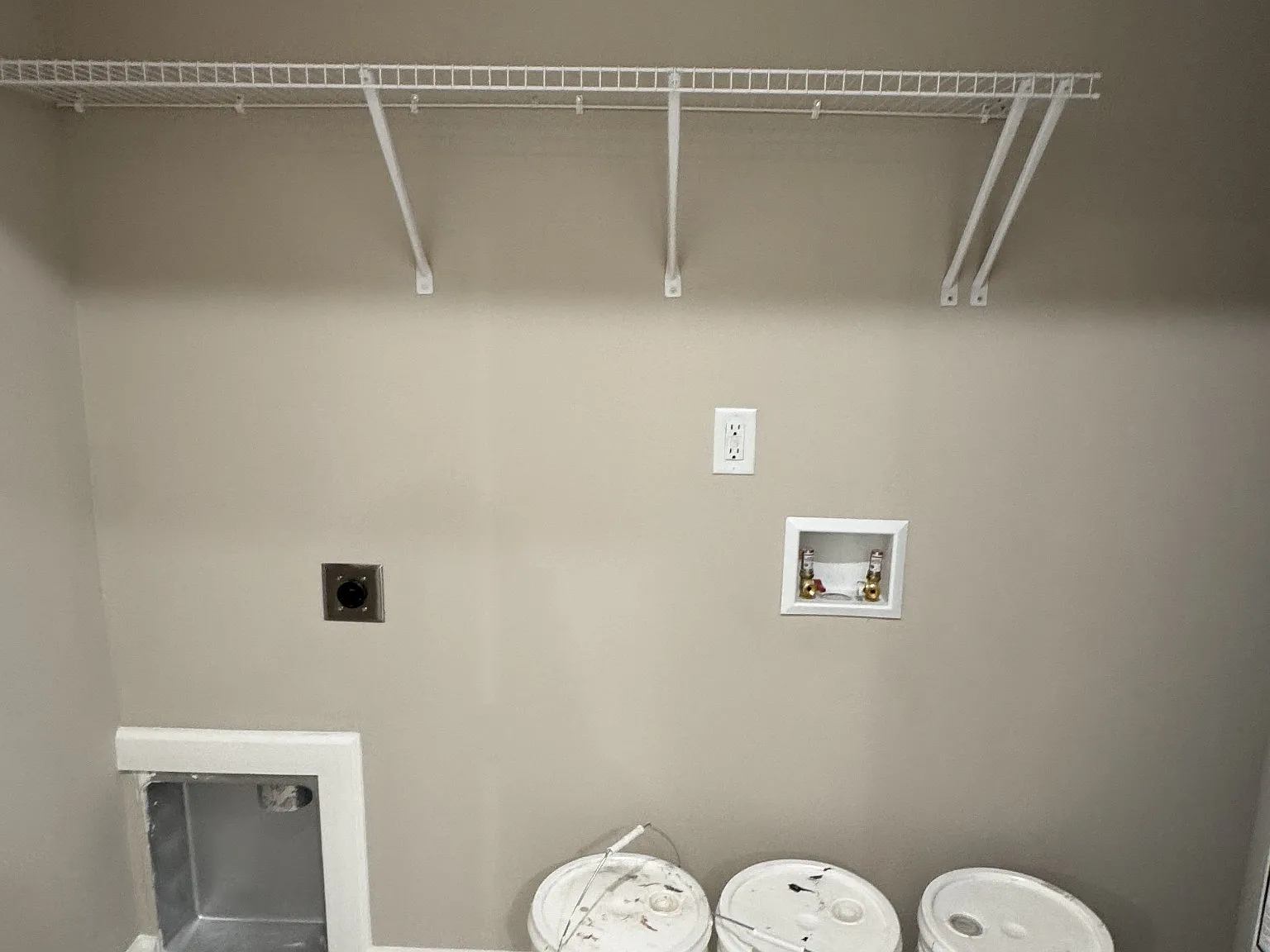 3 bed, 2.0 bath, 1213 sqft, $1,900 — Photo 4