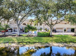 6260 Bellerive Ave APT 402, Naples, FL 34119