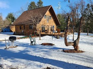 W8796 Smith Creek Rd, Crivitz, WI 54114