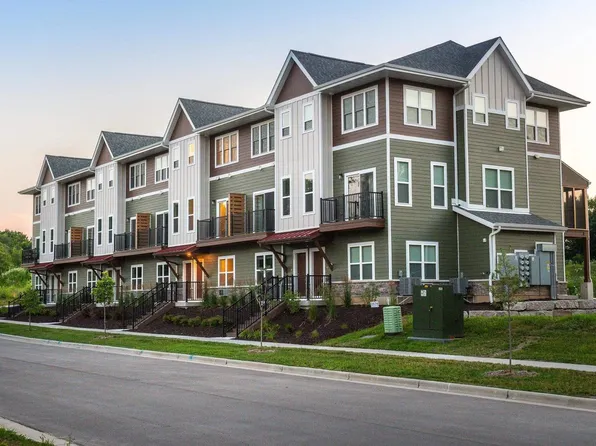 2674 Notre Dame Drive #703, Fitchburg, WI 53711