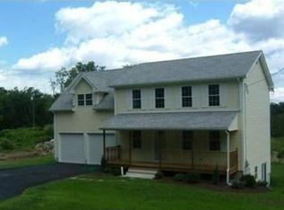 9 Wilbur Rd, Lincoln, RI 02865