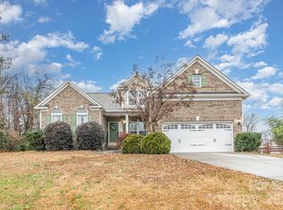 715 Cider Ct, Lake Wylie, SC 29710