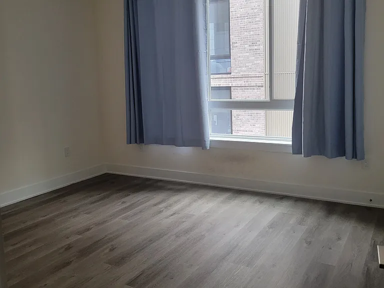 1115 N American St #D6 — Photo 8
