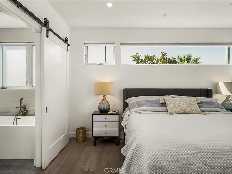 4405 Channel Pl — Photo 26