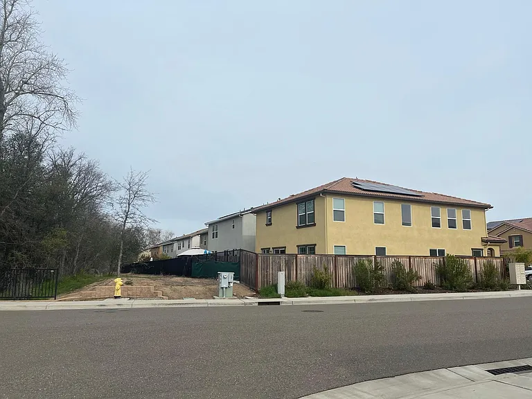 4768 Sweeney Cir — Photo 4