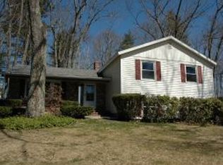 19 Longwood Rd, Salem, NH 03079