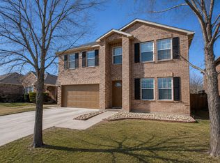 1812 Diamond Lake Trl, Justin, TX 76247