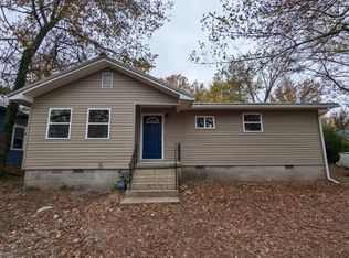 220 E Rogers Ave, Harrison, AR 72601