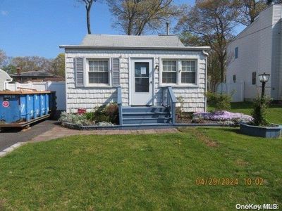 15 Engelke Street, Patchogue, NY, 11772