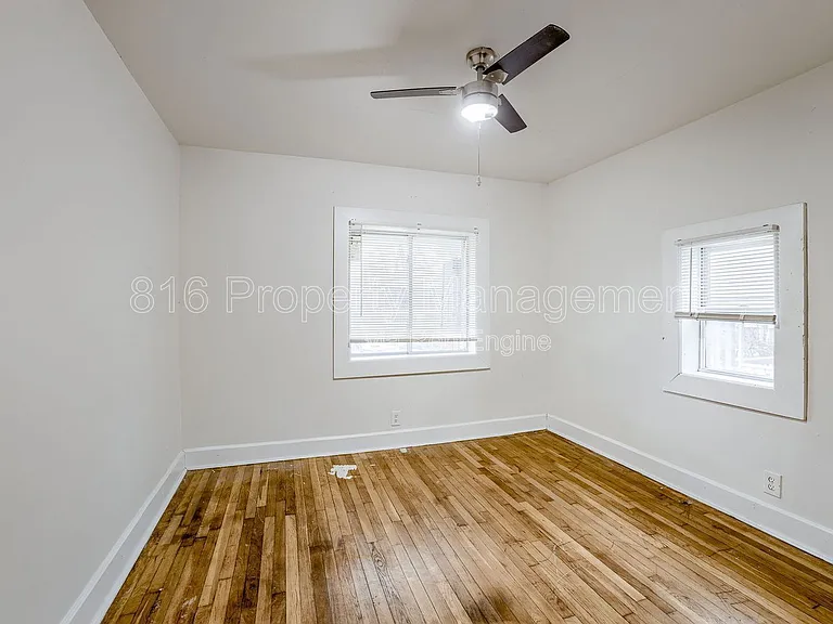 4109 Monroe Ave — Photo 11