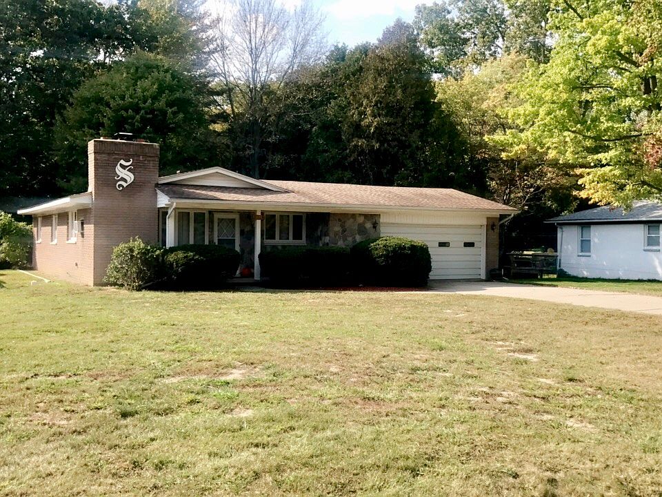 2nd image of 22265 Leewright Ave