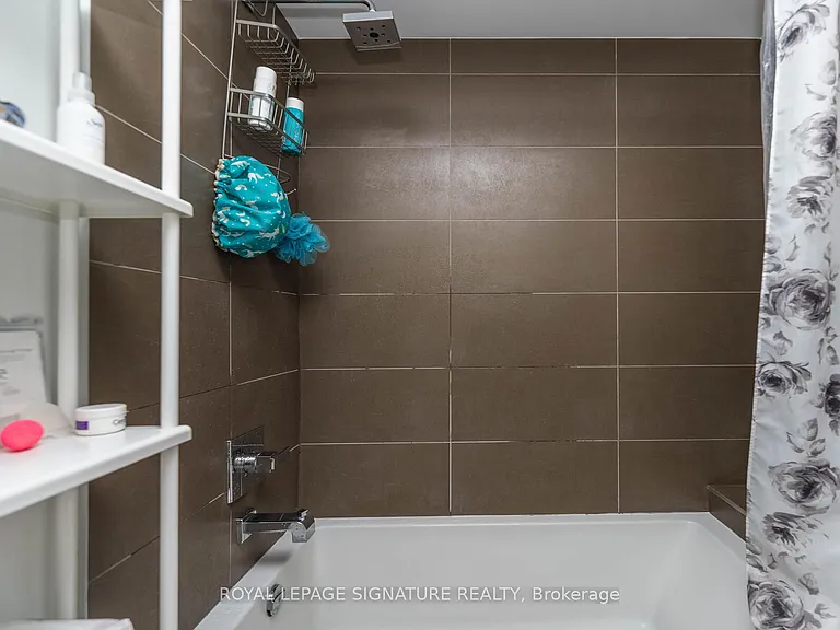 1030 King St W #456 — Photo 24
