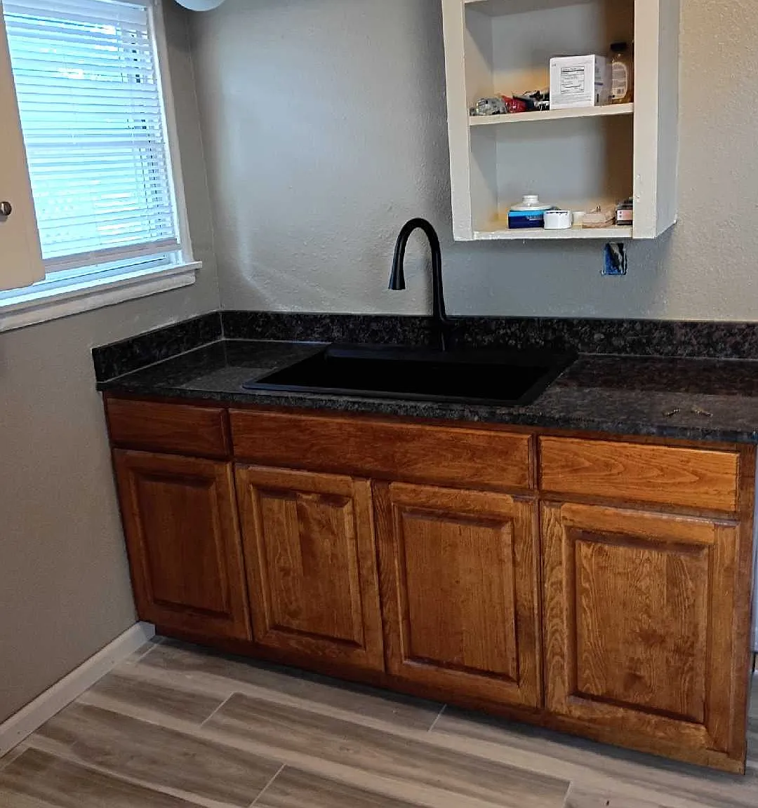 2 bed, 1000 sqft, $1,400 — Photo 2