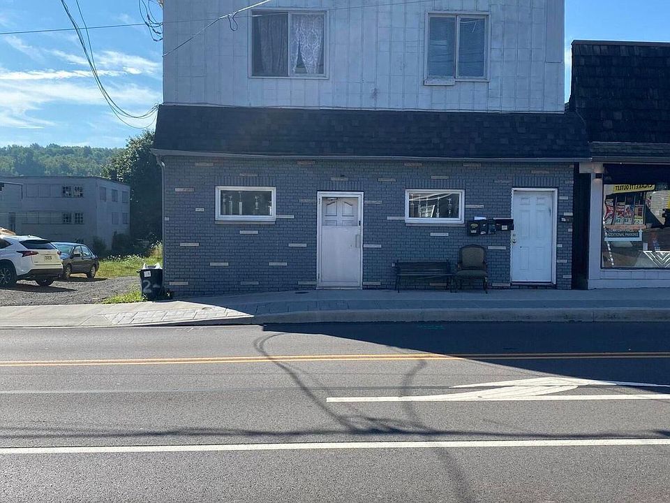 1st image of 808 Main St