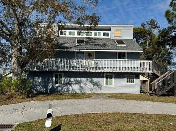 4016 Palau Dr, Sarasota, FL 34241