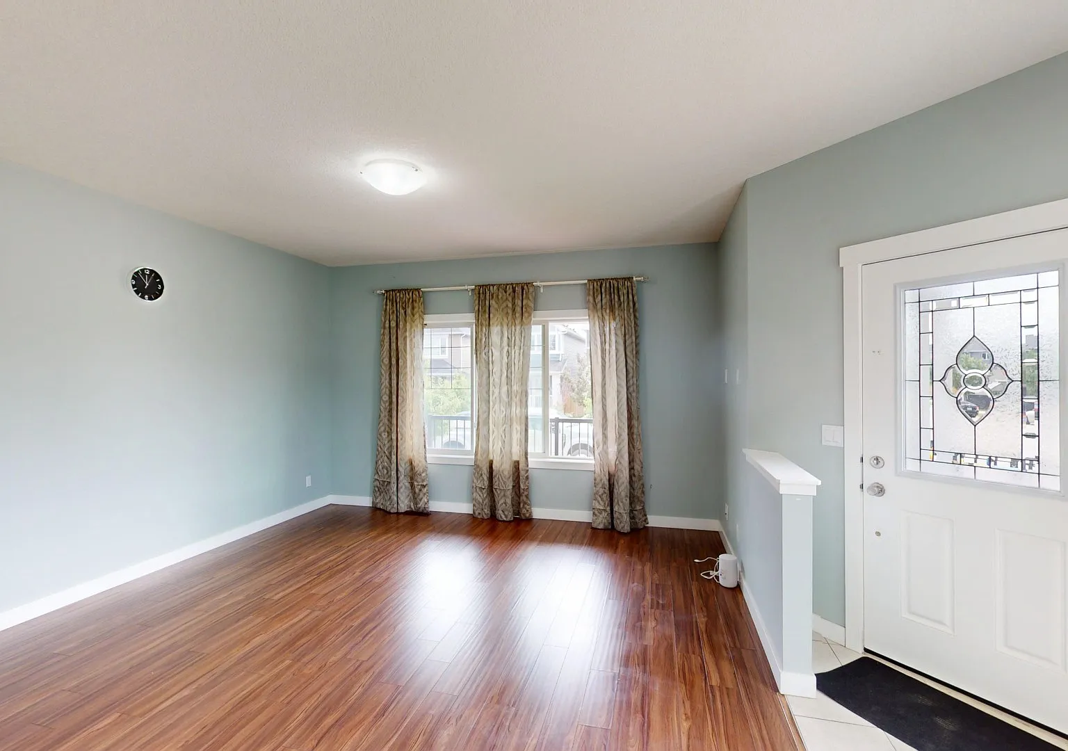 5 Red Embers Row NE — Photo 3