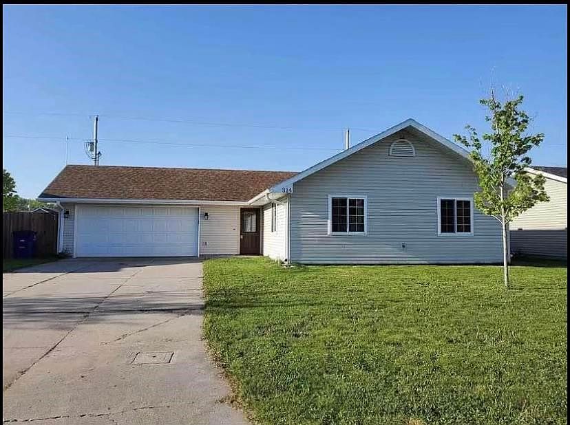 1st image of 314 Forest Dr