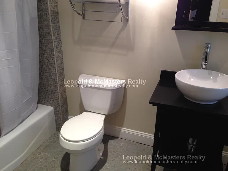 62 Maple St #1 — Photo 7