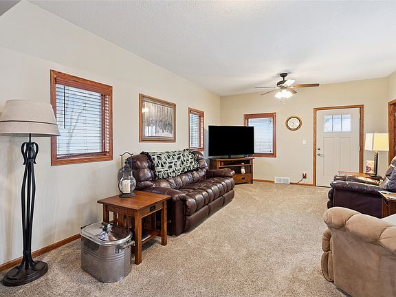 4th image of 18002 240th St