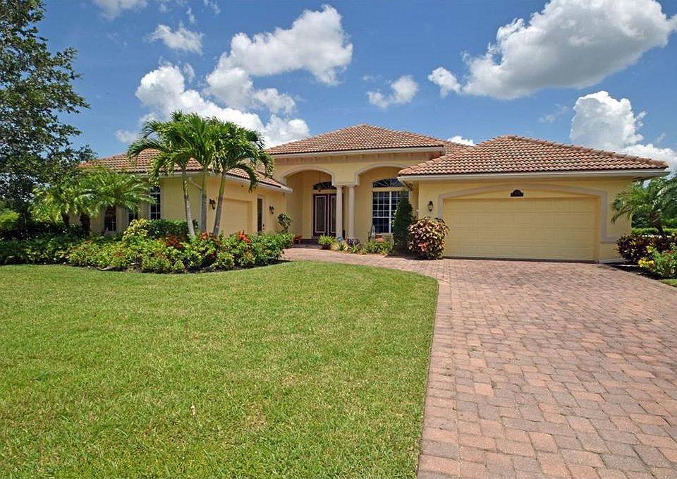 1st image of 8290 Meredith Pl