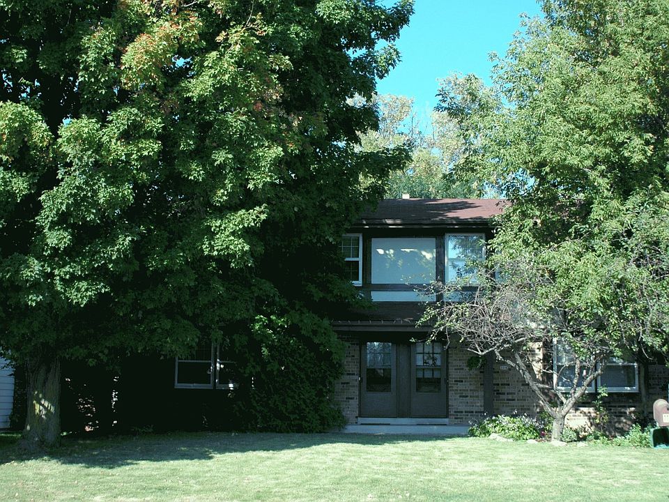 2nd image of 108 16th Ave