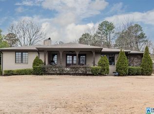 712 Comer Dr, Vestavia Hills, AL 35216
