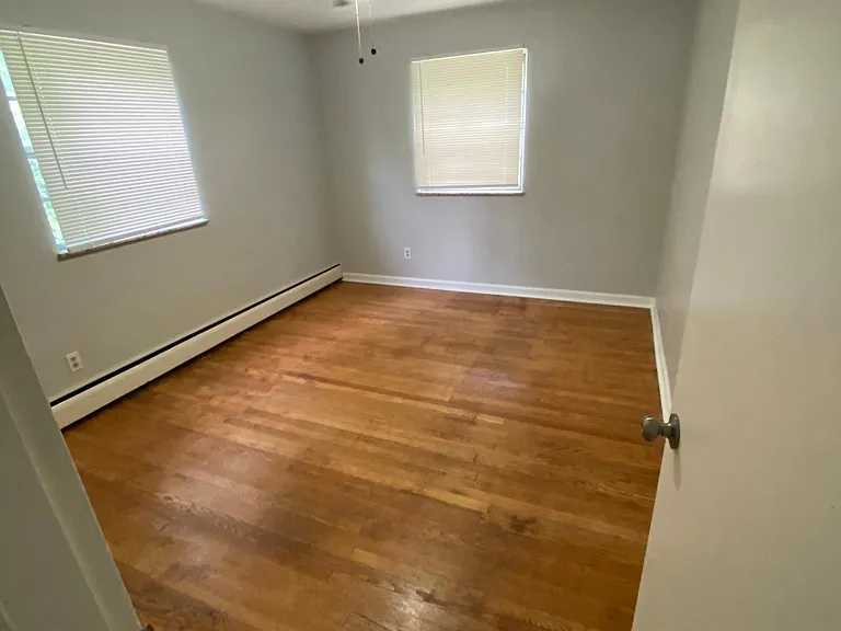100 Clinton Springs Ave #1 — Photo 5