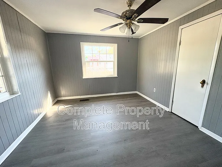 3533 Jefferson Ave SW — Photo 5