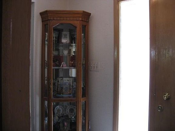 3rd image of 4229 Marland Dr