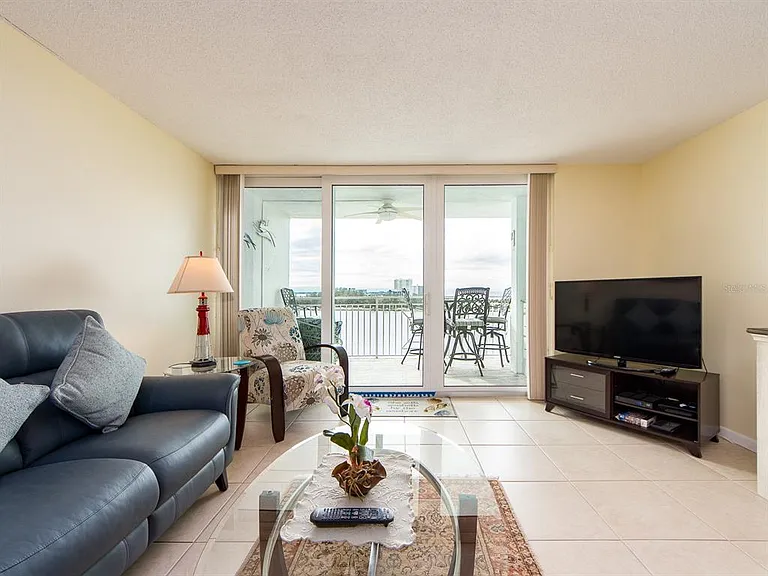 675 S Gulfview Blvd #902 — Photo 5