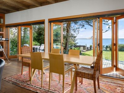 7683 Maxwelton Road, Seattle, WA, 98236