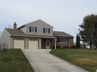 5502 Bearcreek Dr, Mechanicsburg, PA 17050