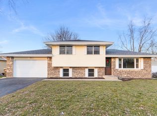 920 W Kennedy Rd, Braidwood, IL 60408