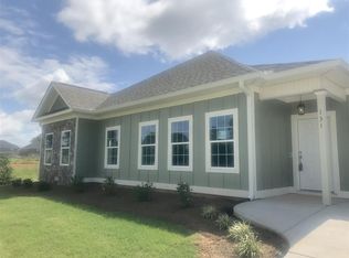 121 Sasanqua Dr, Warner Robins, GA 31088