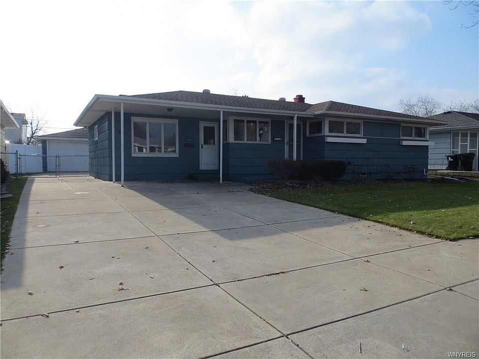 1st image of 139 Kingsbury Ln
