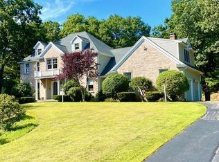7 Mountain Rock Ln, Norfolk, MA 02056