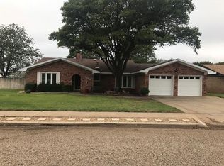 1005 Mimosa Ave, Idalou, TX 79329