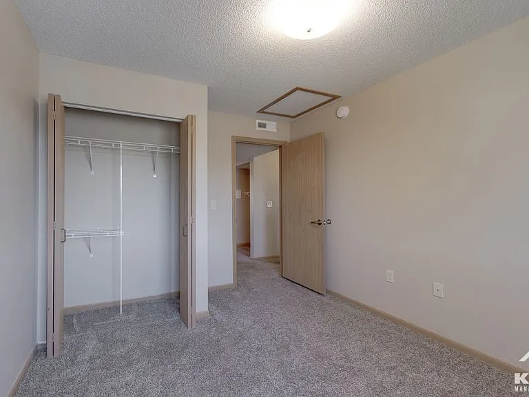 Brookfield Residences — Photo 18
