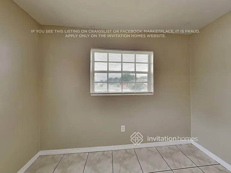 1261 NW 202nd St — Photo 14