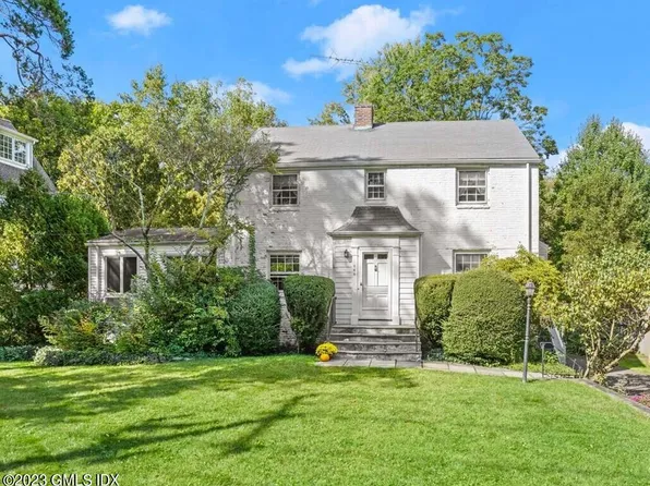 141 Lockwood Rd, Riverside, CT 06878