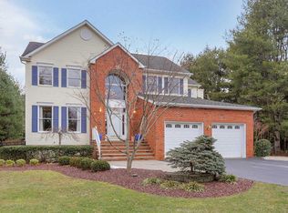 61 Majestic Ave, Lincroft, NJ 07738