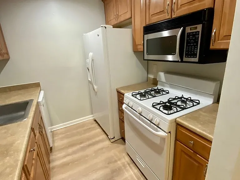 118 Mountain Rd #3C — Photo 6
