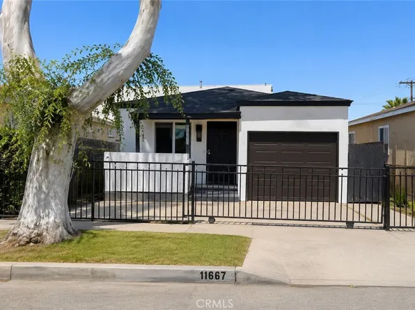 11667 Elm St, Lynwood, CA 90262