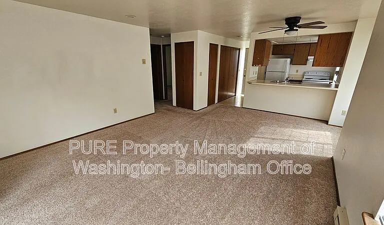 2256 Douglas Rd #1 — Photo 2