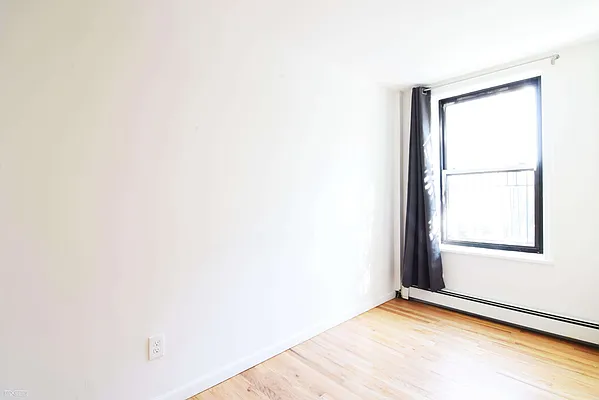 Rented by Citi Habitats | media 15