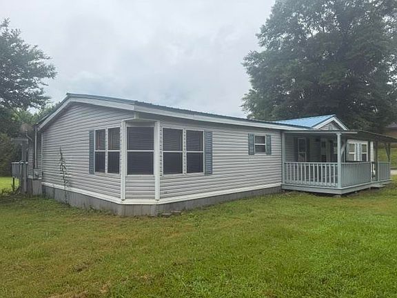 2nd image of 1100 Pine Top Rd