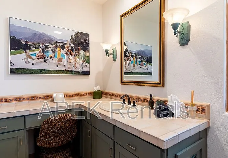 690 W Linda Vista Dr — Photo 12