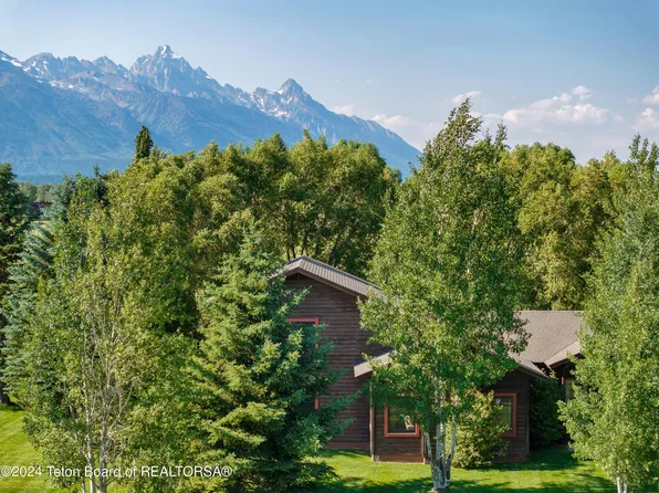 355 Francis Way, Jackson, WY 83001