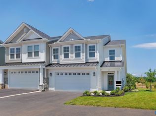 228 Ridgeline Dr, Waynesboro, VA 22980