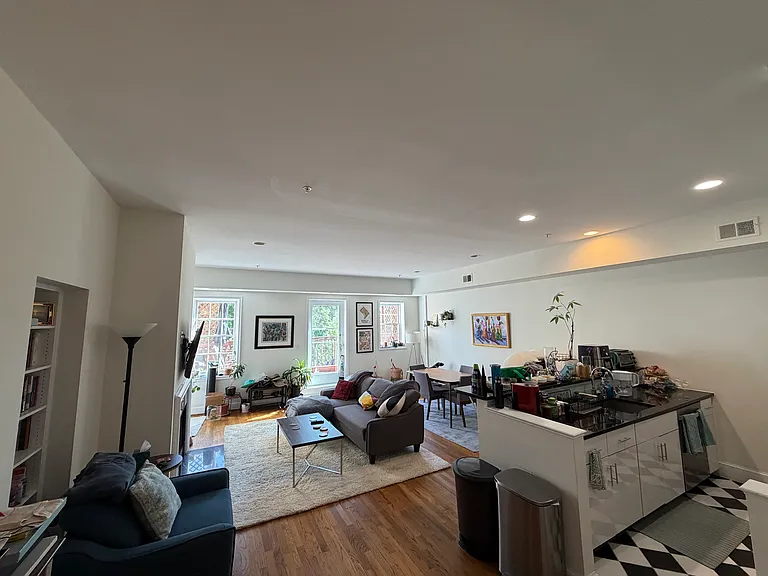 1842 Mintwood Pl NW #3 — Photo 2